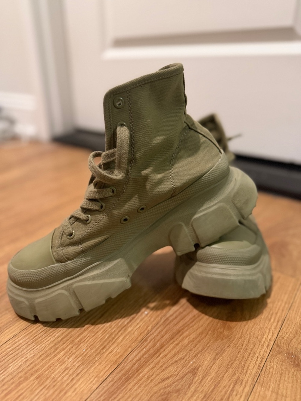 Zara Chunky Combat High-Top Sneakers in Olive Green